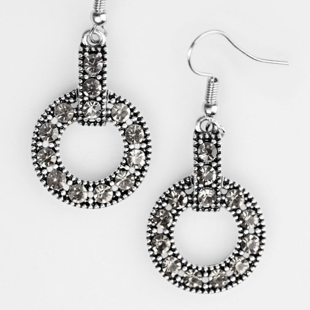 Midnight Ball earring in Silver
